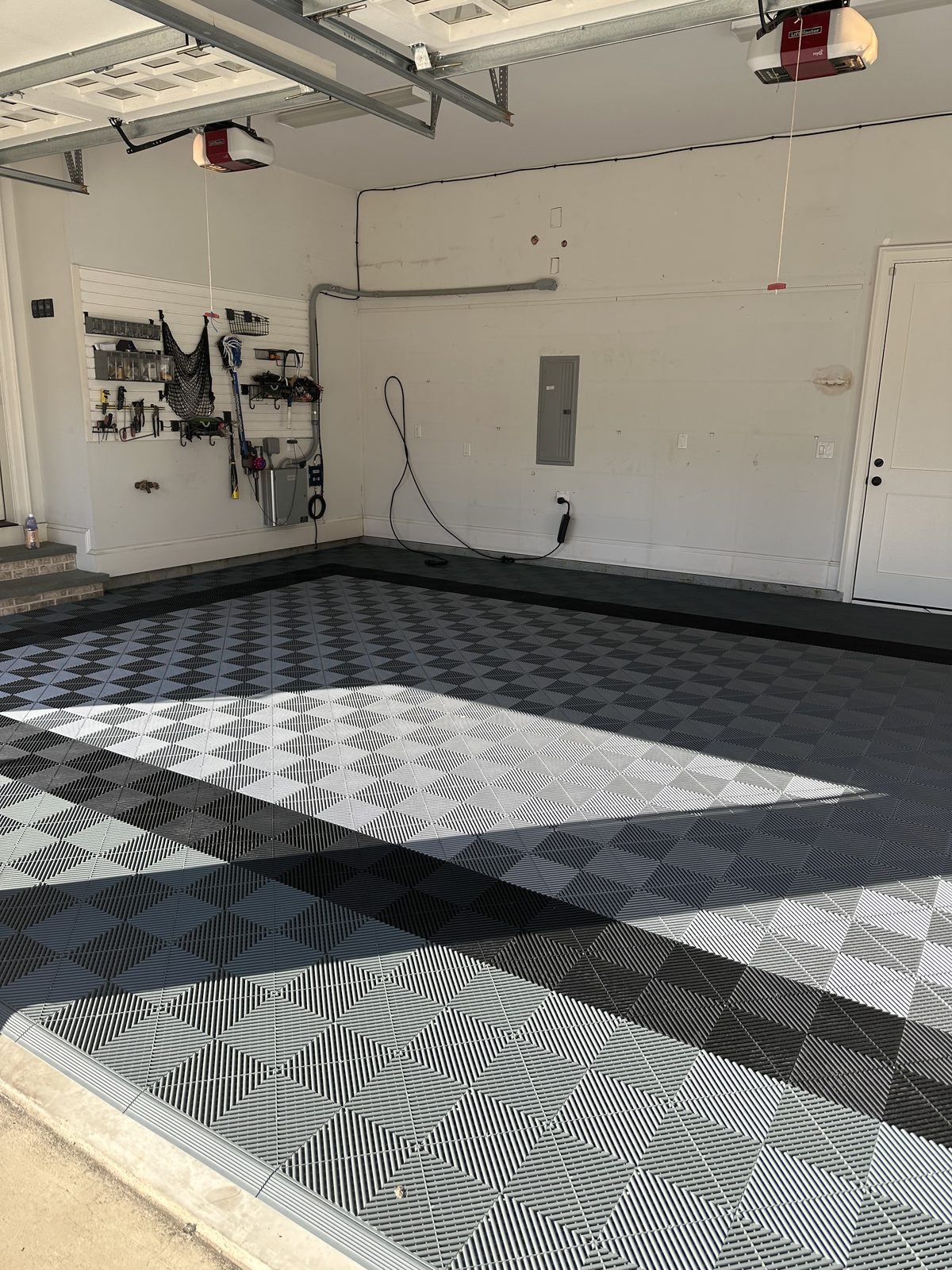Custom garage floor tile pattern